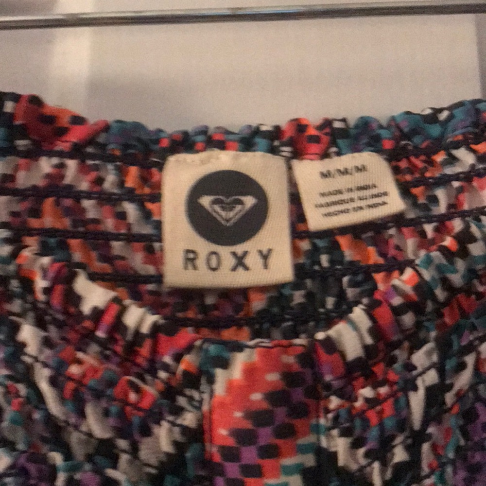 Strapless Roxy Tank - Picture 2 of 2